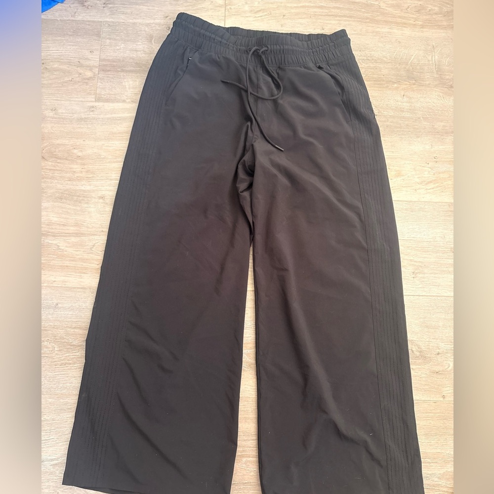 Athleta Charcoal Relaxed Pants small